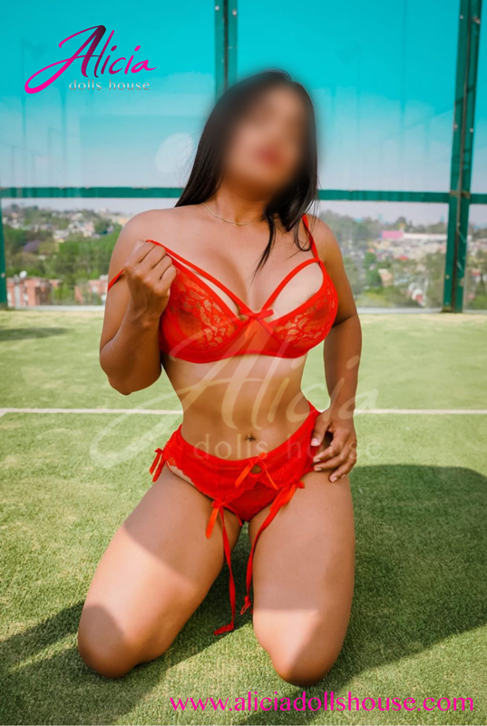 Escort Exuberante Dulce y Elegante Yukie escorts en monterrey